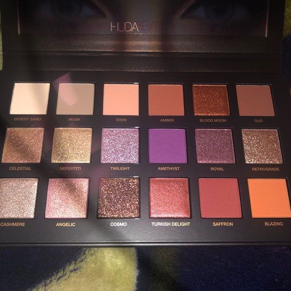 Huda beauty desert dusk eyeshadow palette - Picture 6 of 7